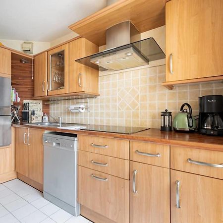Spacious Apartment With Pool Located In The Marina Of Mandelieu Exteriér fotografie